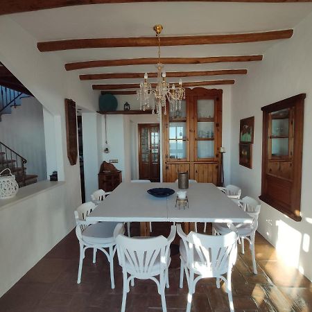 El Hogar De Lucia Villa Casares Bagian luar foto
