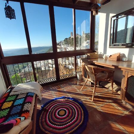 El Hogar De Lucia Villa Casares Bagian luar foto
