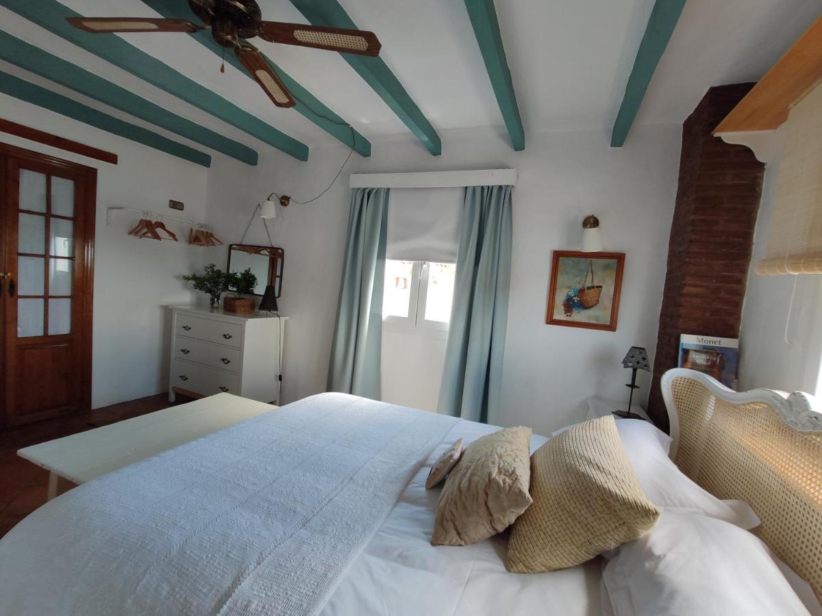 El Hogar De Lucia Villa Casares Bagian luar foto