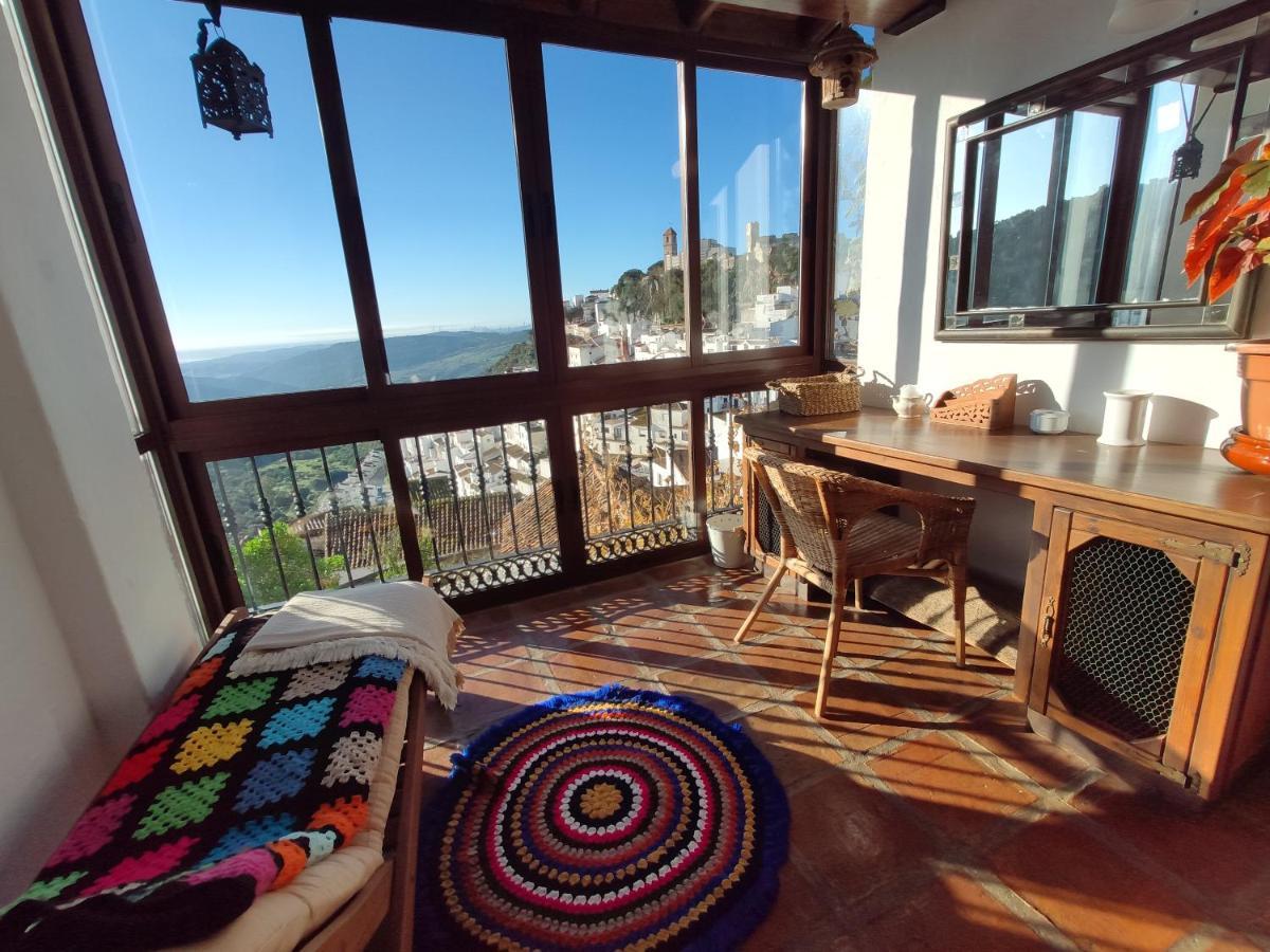 El Hogar De Lucia Villa Casares Bagian luar foto