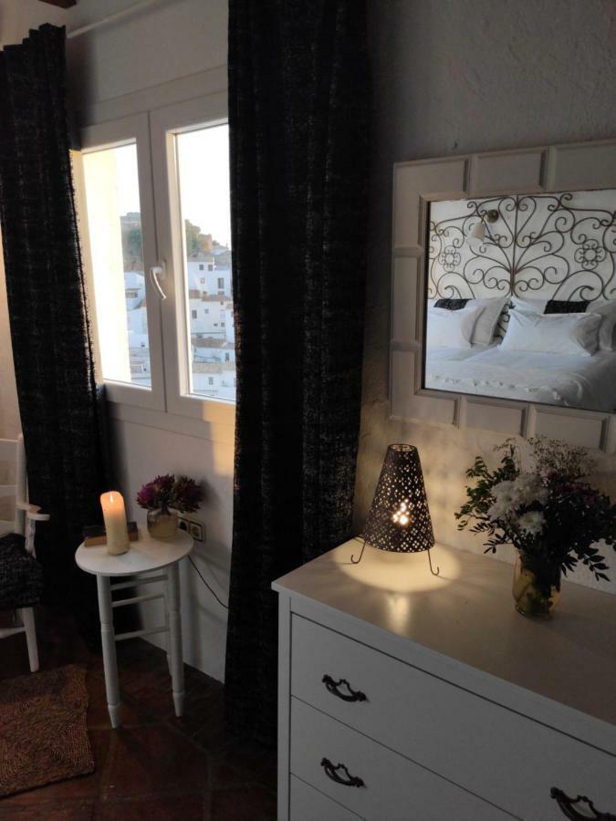 El Hogar De Lucia Villa Casares Bagian luar foto